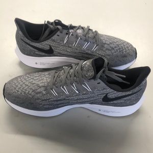 Nike Zoom Pegasus Women’s Size 12 Gunsmoke Grey NWOB